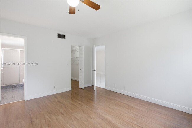 Building Photo - 11396 Taft St