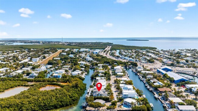 Building Photo - 146 Mockingbird Rd