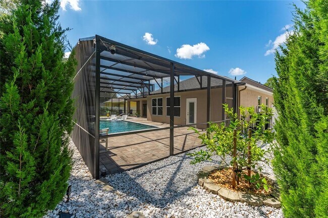 Building Photo - 2260 Pickford Cir