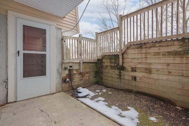 Building Photo - 506 Fox Run Ln