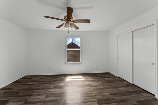 Building Photo - 7415 Kransburg Ranch Dr