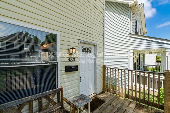 Building Photo - 483 S Champion Ave