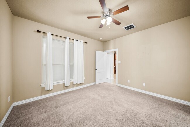 Building Photo - 13403 Preston Cliff Ct