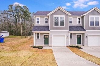 Building Photo - 645 Brookwood St