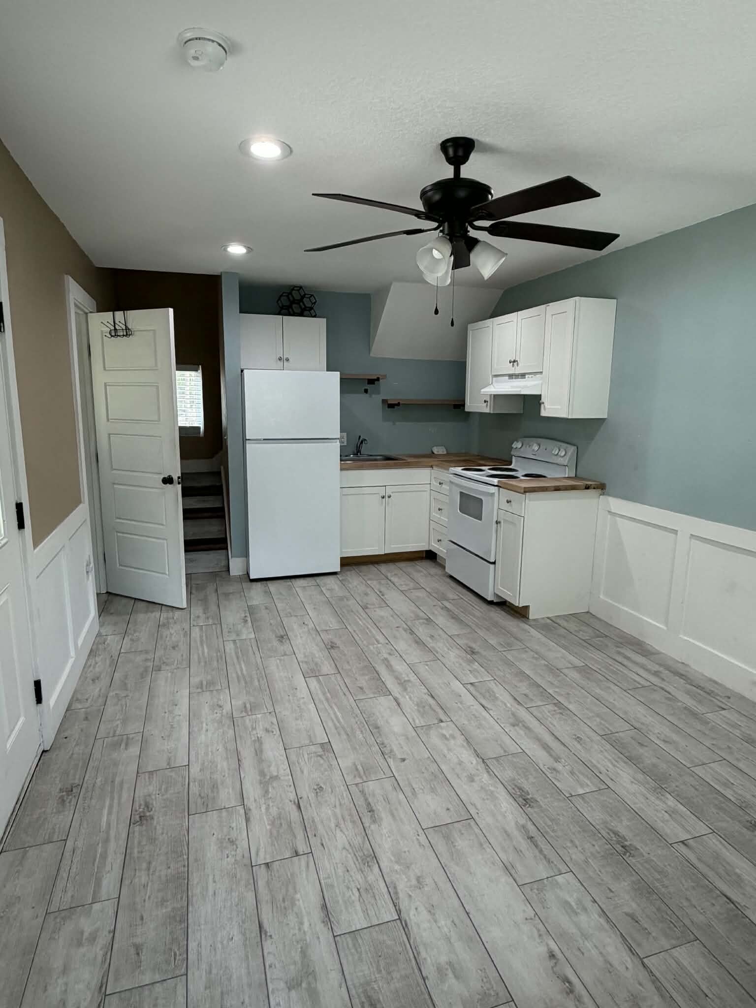 Building Photo - 8444 Natures Hammock Trl