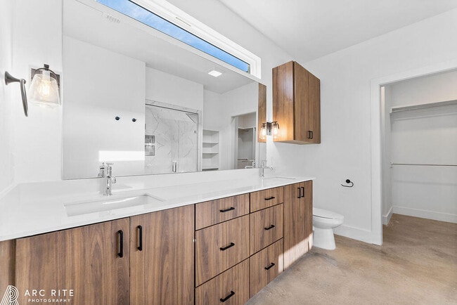 Building Photo - 4509 22nd Pl