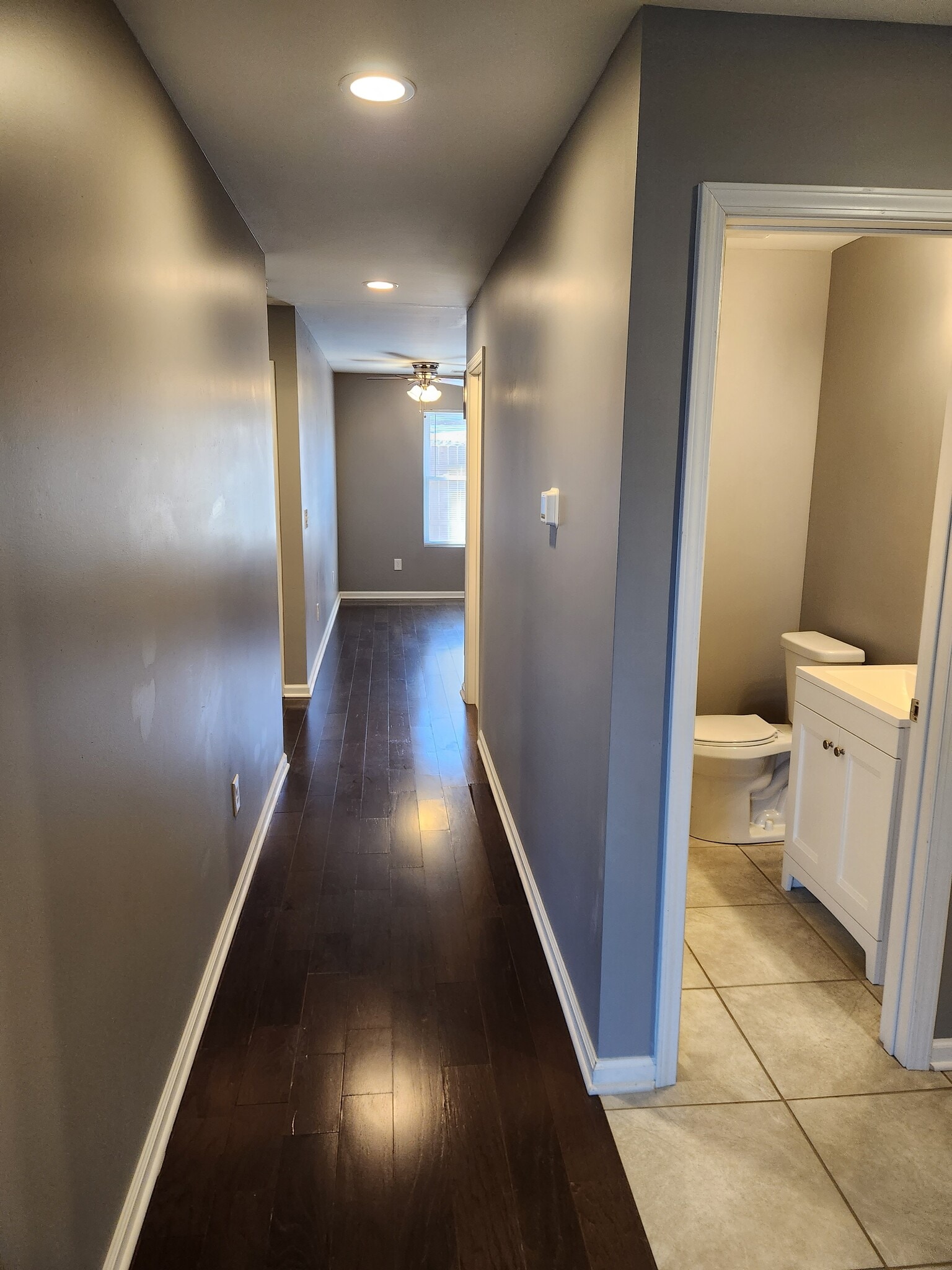 Hallway - 106 SE 25th St