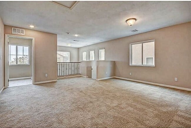 Building Photo - Rare Two Primary Home in Centennial Hills Community in Northwest