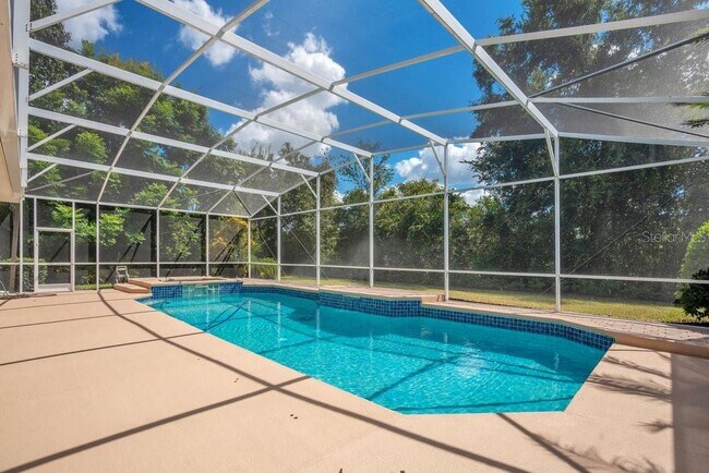 Building Photo - 8527 Summerville Pl