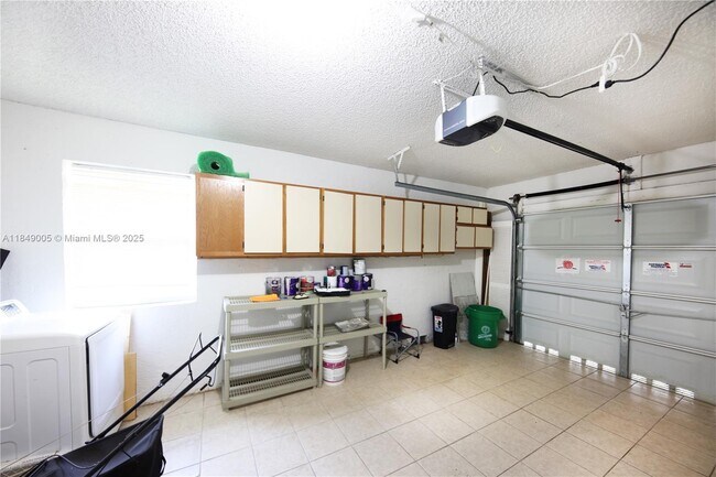 Building Photo - 2375 NW 123rd Ave