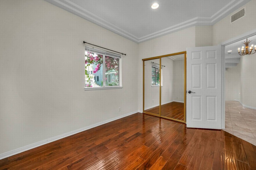 Building Photo - 4113 Highland Ave