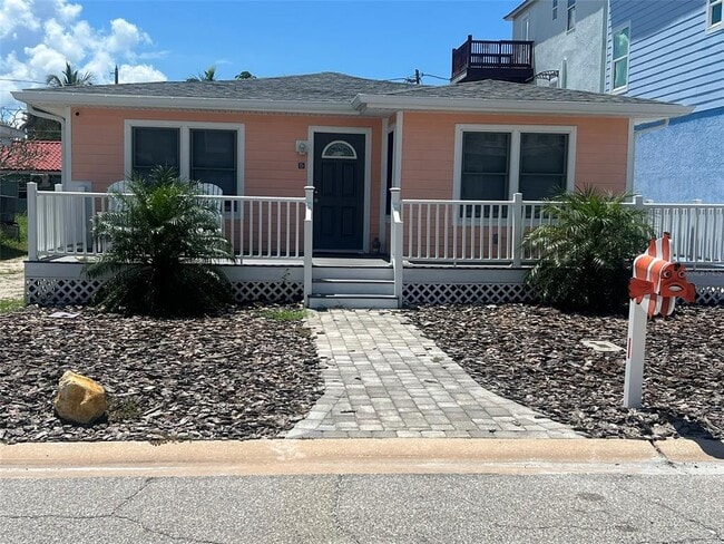 Primary Photo - 5 82nd Ave