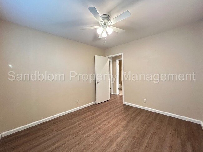 Building Photo - For Lease | South Tulsa | $1600 Rent