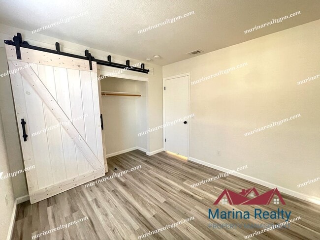 Building Photo - Available August 1st   Waterview Large Bal...