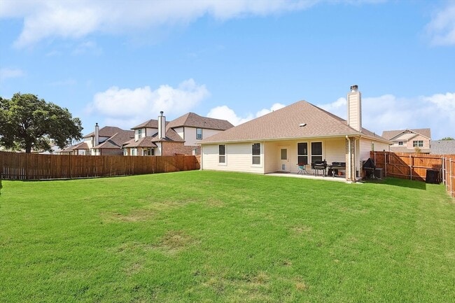 Building Photo - 808 Feather Edge Dr