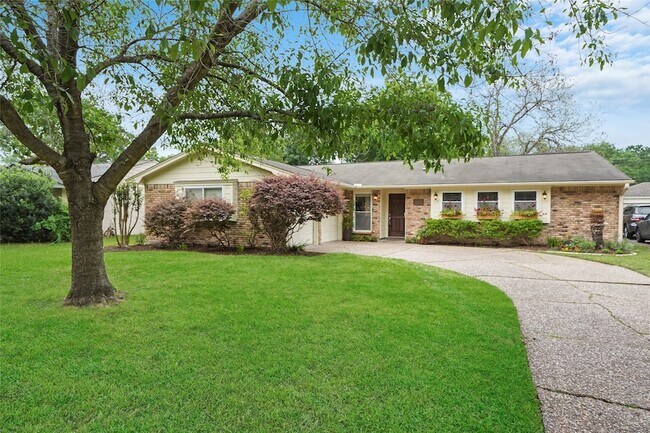 Building Photo - 10710 Overbrook Ln