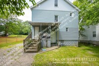 Building Photo - 367 Fuller St