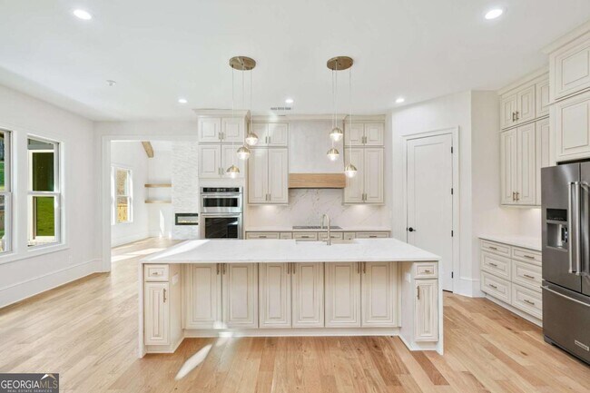 Building Photo - 4563 Fawn Path