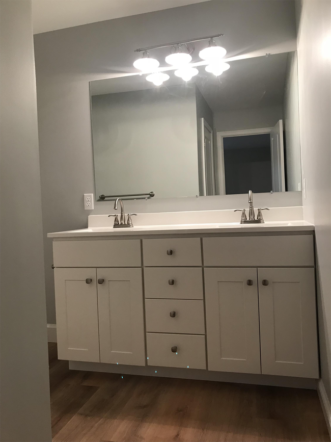 Building Photo - 2405 Rosa RoadRidge Manor Ct