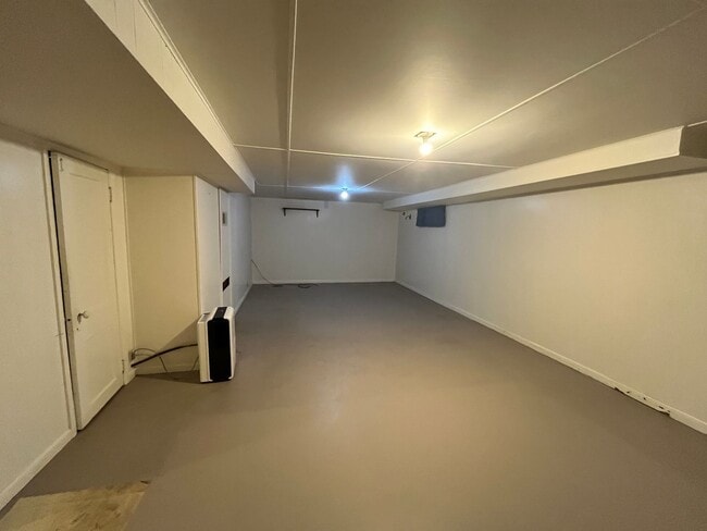 Building Photo - Nice 3 Bedroom Home Available in New Paris