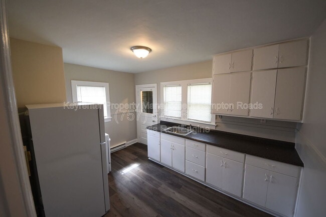 Building Photo - 101 Chesterfield Rd