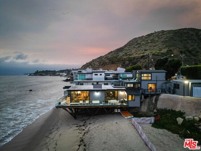 Building Photo - 26044 Pacific Coast Hwy