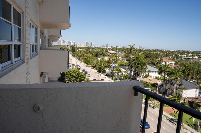Building Photo - 2500 E Las Olas Blvd