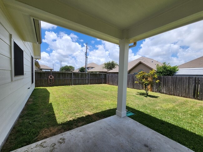 Building Photo - 2233 Ibis St