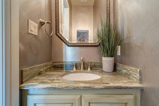 Building Photo - 9104 Atwater Cove