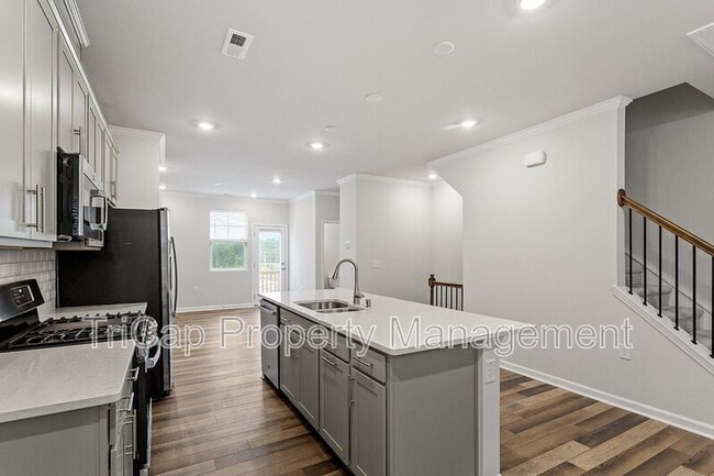 Building Photo - 1707 Chirping Trl