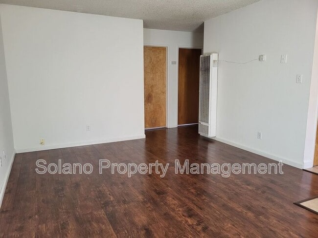 Building Photo - 1239 Ohio St