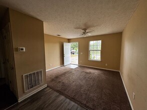 Building Photo - 3201 E 2nd Ct
