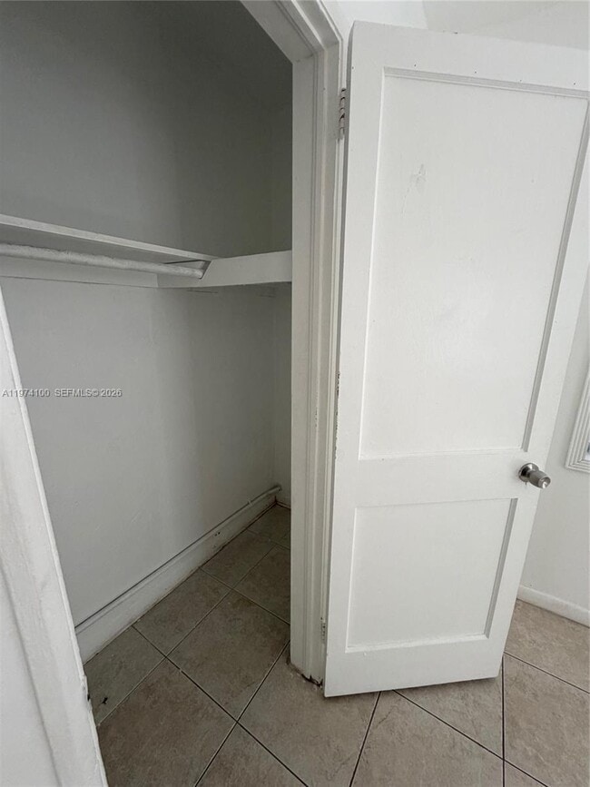 Building Photo - 6400 SW 58th Pl