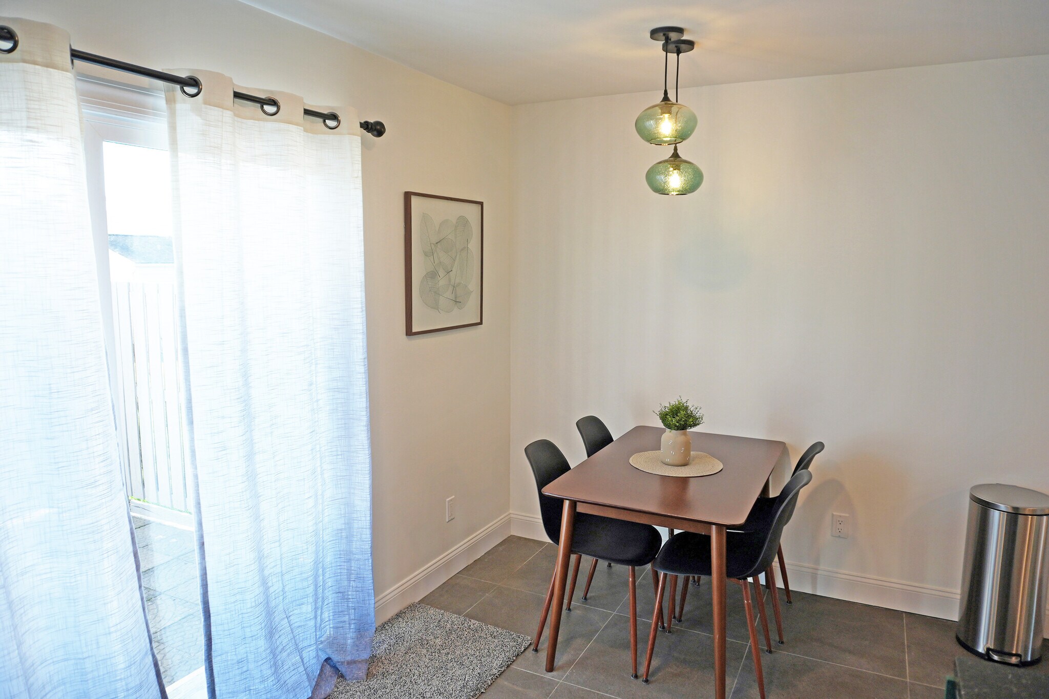 Building Photo - 7690 Barkwood Dr