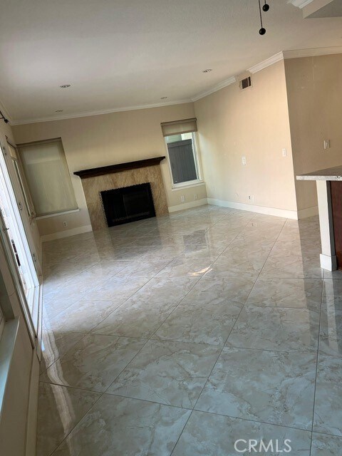 Building Photo - 9 Sarracenia