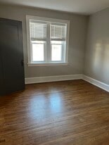 Building Photo - 4940 Walsh St