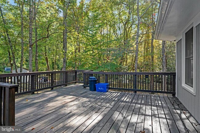 Building Photo - 8115 King Arthurs Ct