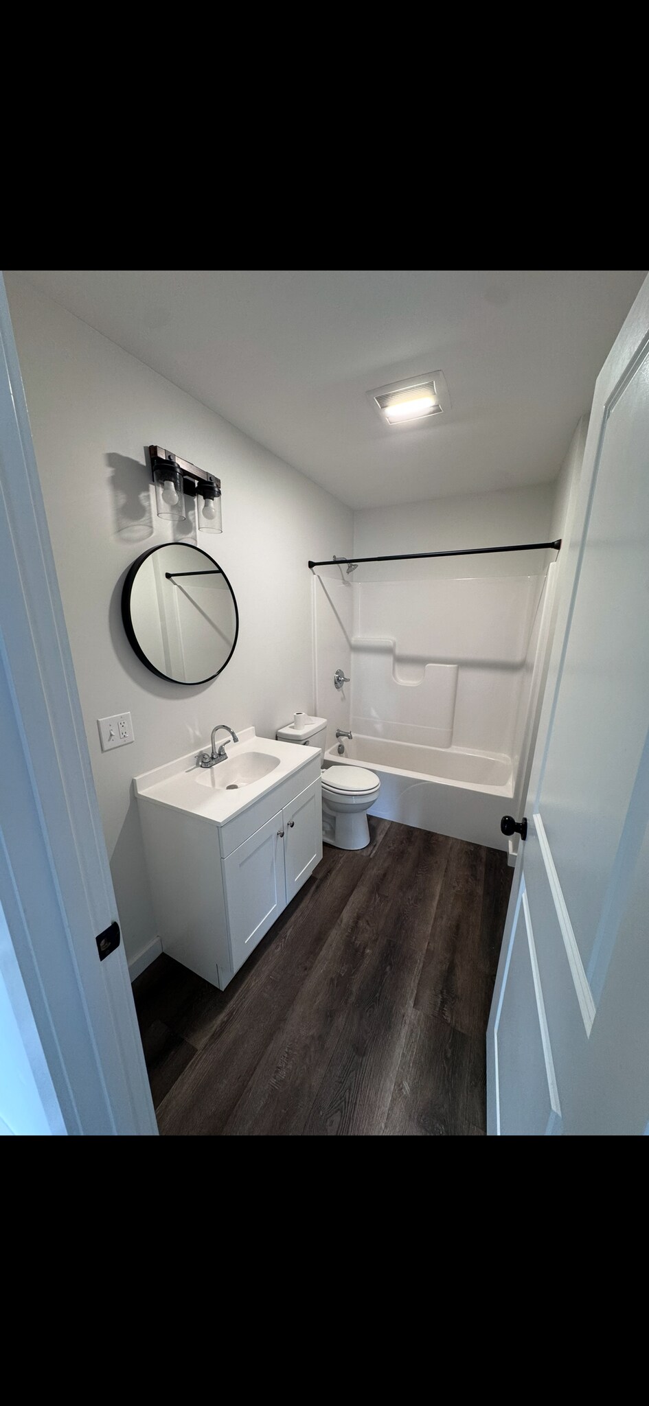 Building Photo - 222 New Boston Rd