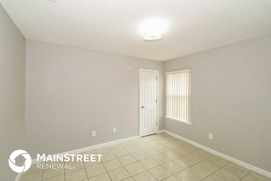 Building Photo - 11924 Rolling River Blvd