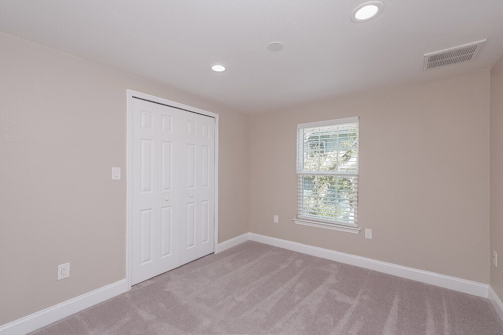 Building Photo - 9622 N Ojus Dr