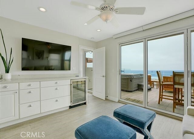 Building Photo - 3312 W Oceanfront