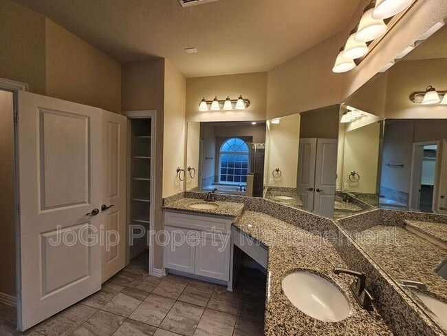 Building Photo - 4318 Egret Ct