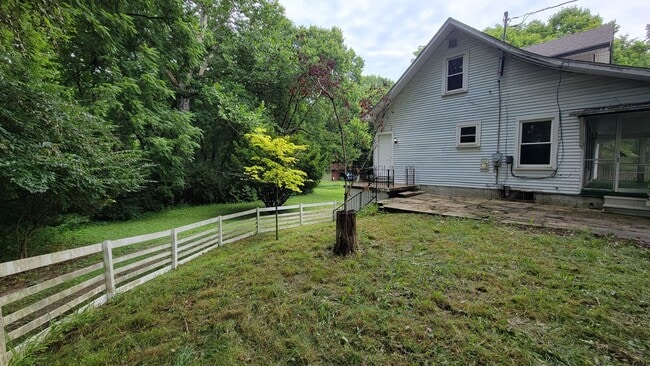 Building Photo - 4515 River Ridge Rd