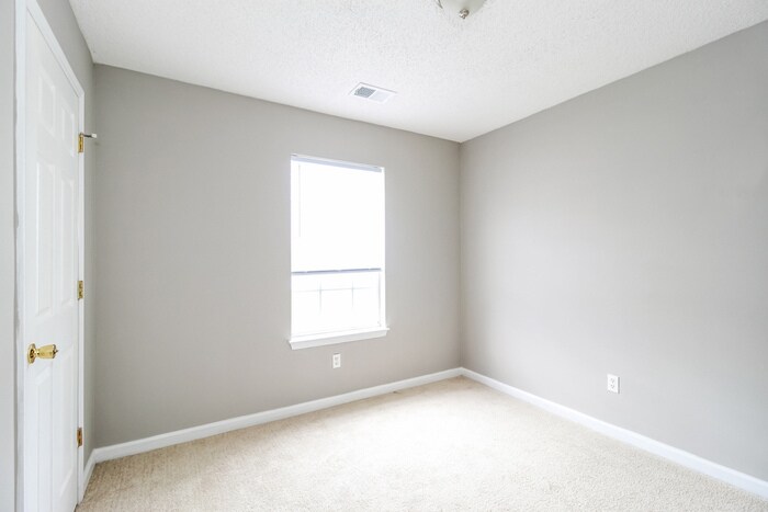 Building Photo - 4922 Ozment Ridge Ct