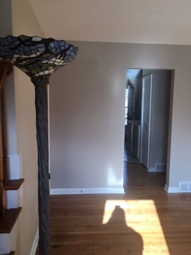 Building Photo - Deep Springs Duplex!  2 Bedrooms!              20260312