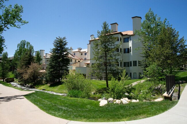 Building Photo - 2755 Waterstone Ln