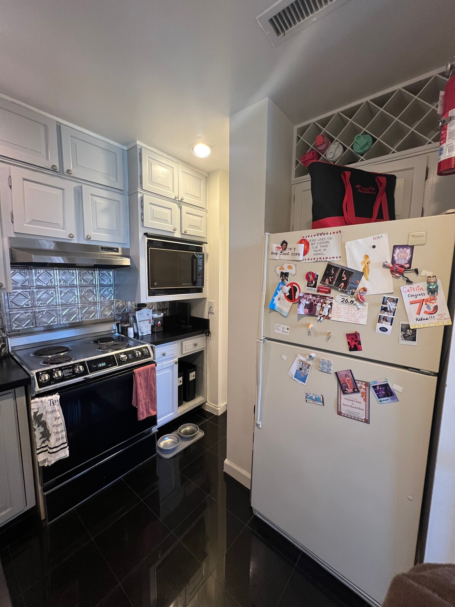 Building Photo - 1830 17th St NW