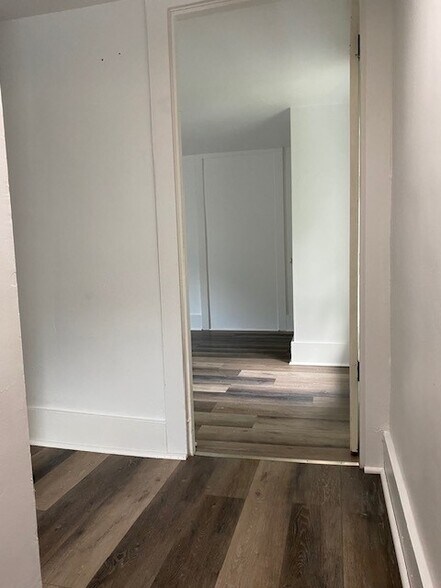 Building Photo - 1218 Lincoln Ave