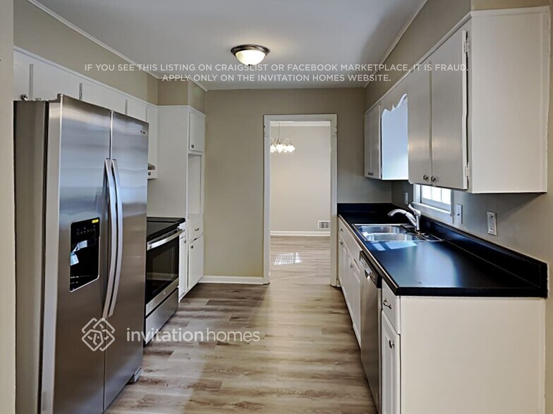 Building Photo - 3955 Gladney Dr