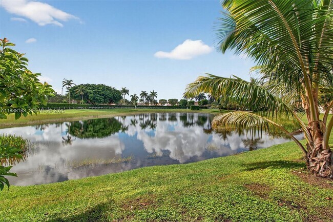 Building Photo - 3616 SE 2nd Dr